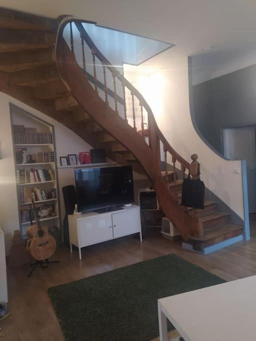 Chambre Dans Appartement De Caractere Dole Buitenkant foto